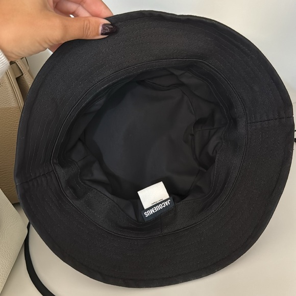 Jacquemus Bucket Hat - Picture 2 of 2